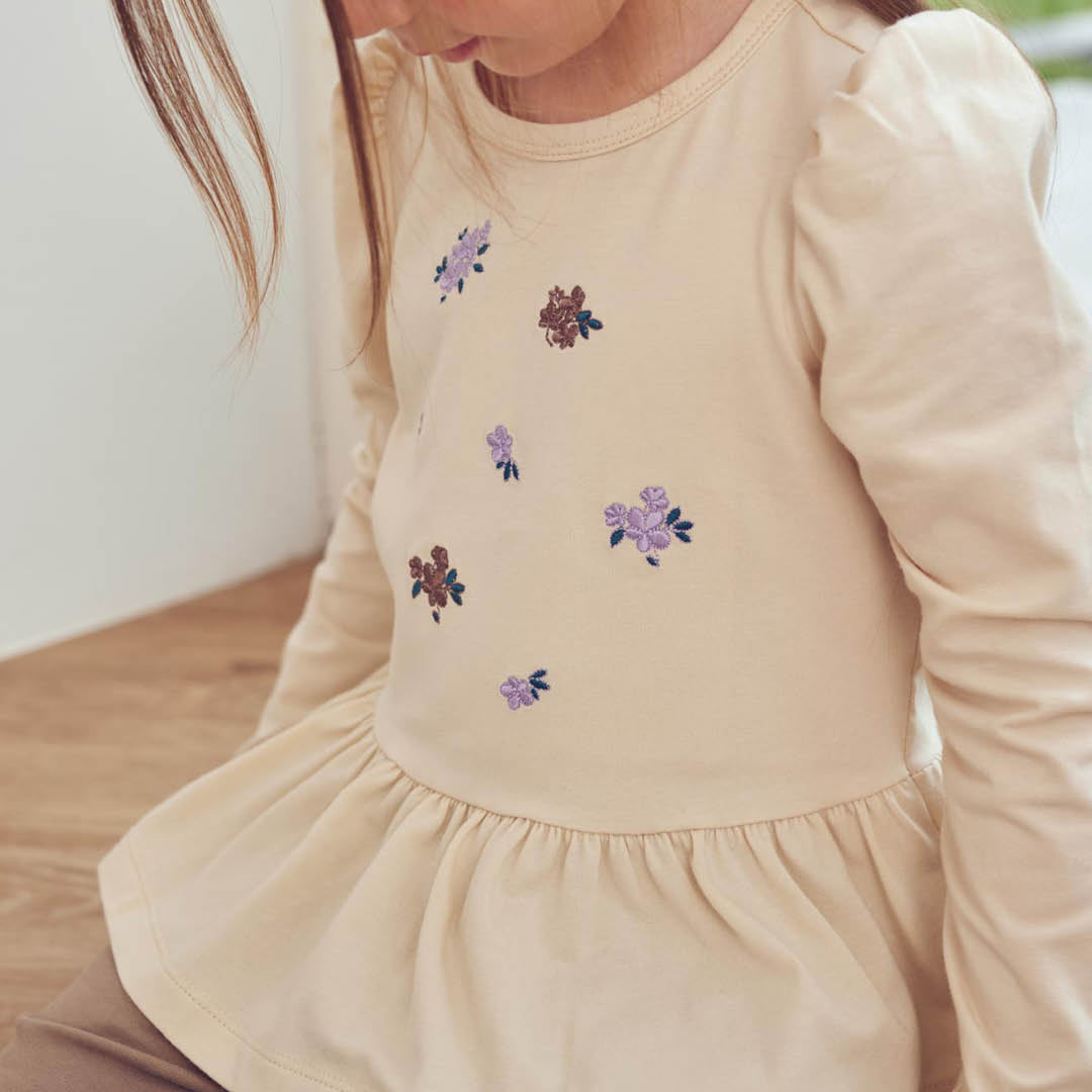 Cottage Peplum Puff L/S T – Oak