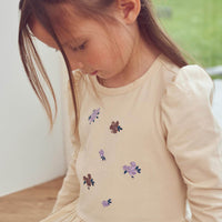 Cottage Peplum Puff L/S T – Oak